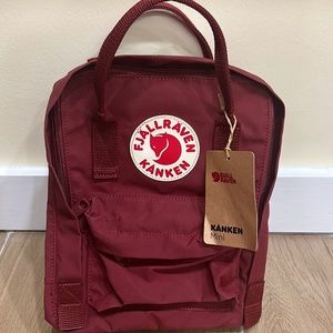 FJALLRAVEN Kanken Mini Backpack- Color Ox Red